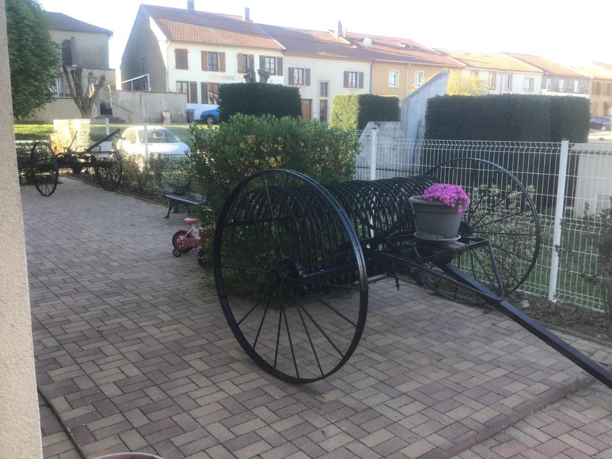 Bed and Breakfast Flopre Flocourt Екстер'єр фото